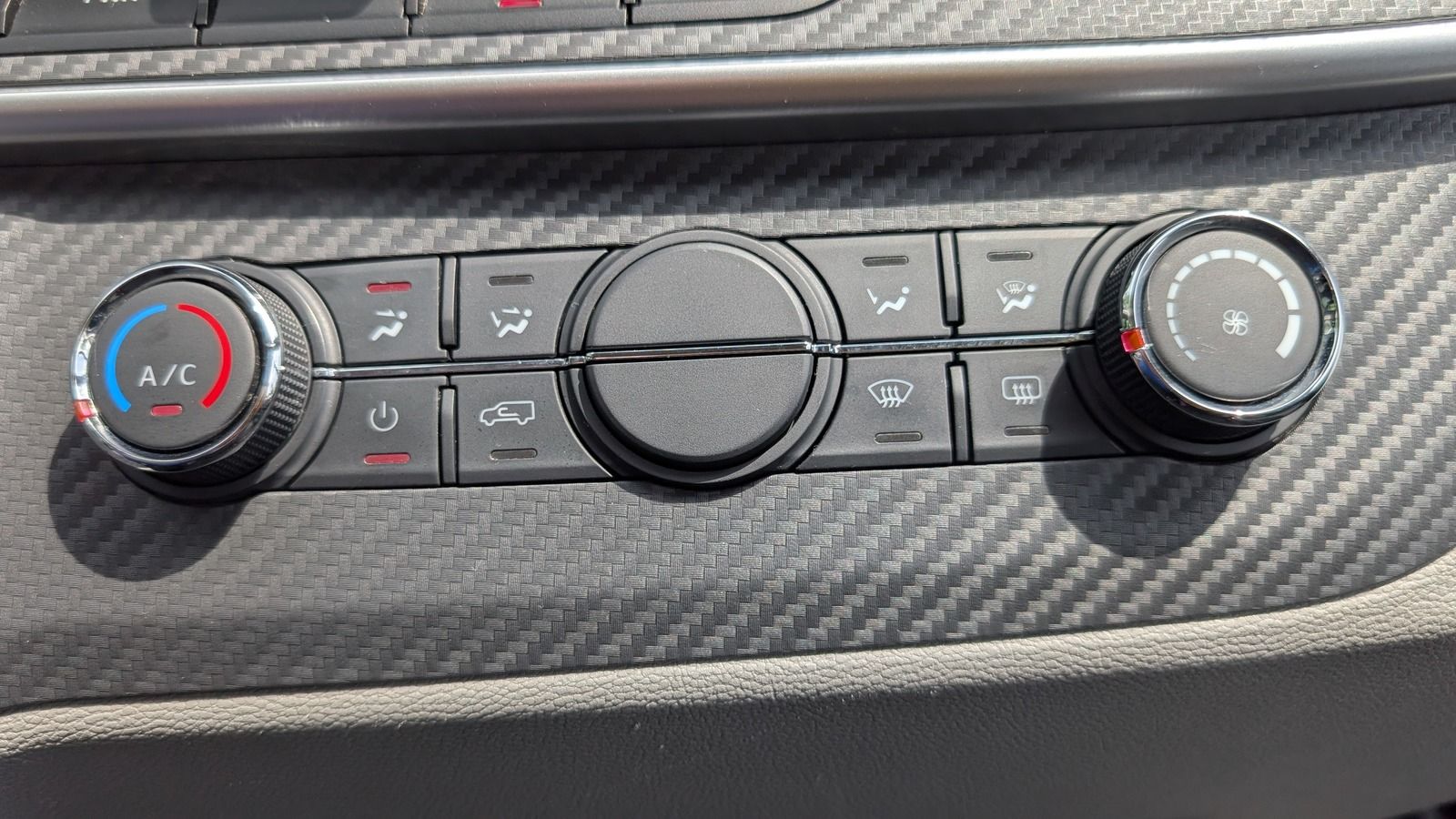 Fahrzeugabbildung Andere MAXUS Deliver 9 2.0 D * Tempomat * PDC * Kamera