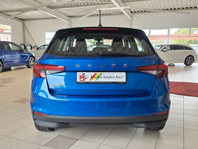 SKODA Fabia — Foto 6