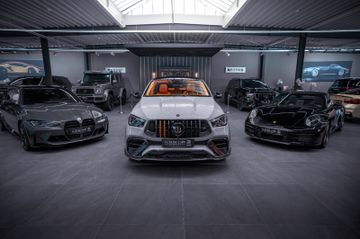 Cullinan BLACK BADGE 2026 GREEN/ORANGE STARLIGHT