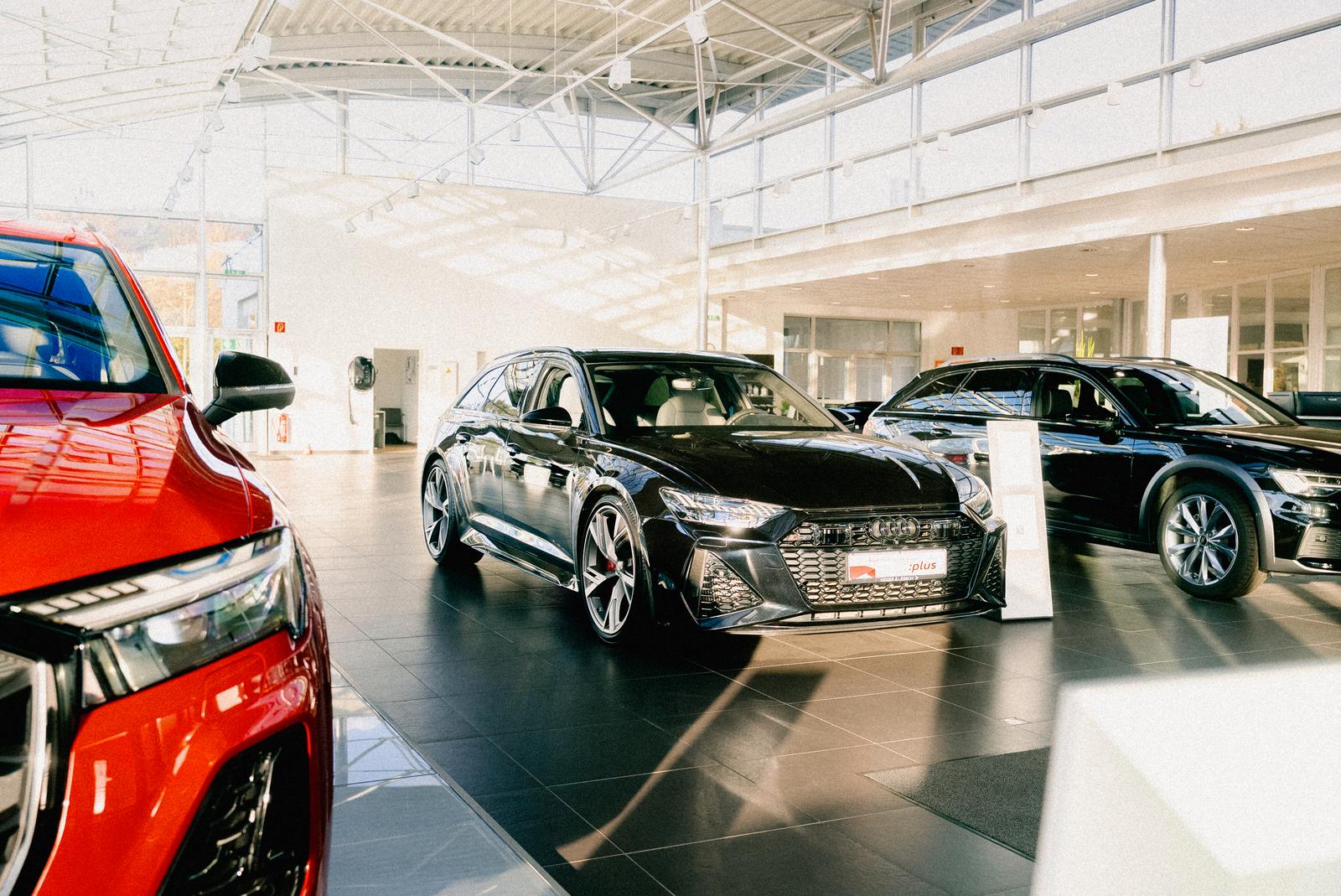 showroom-image-main