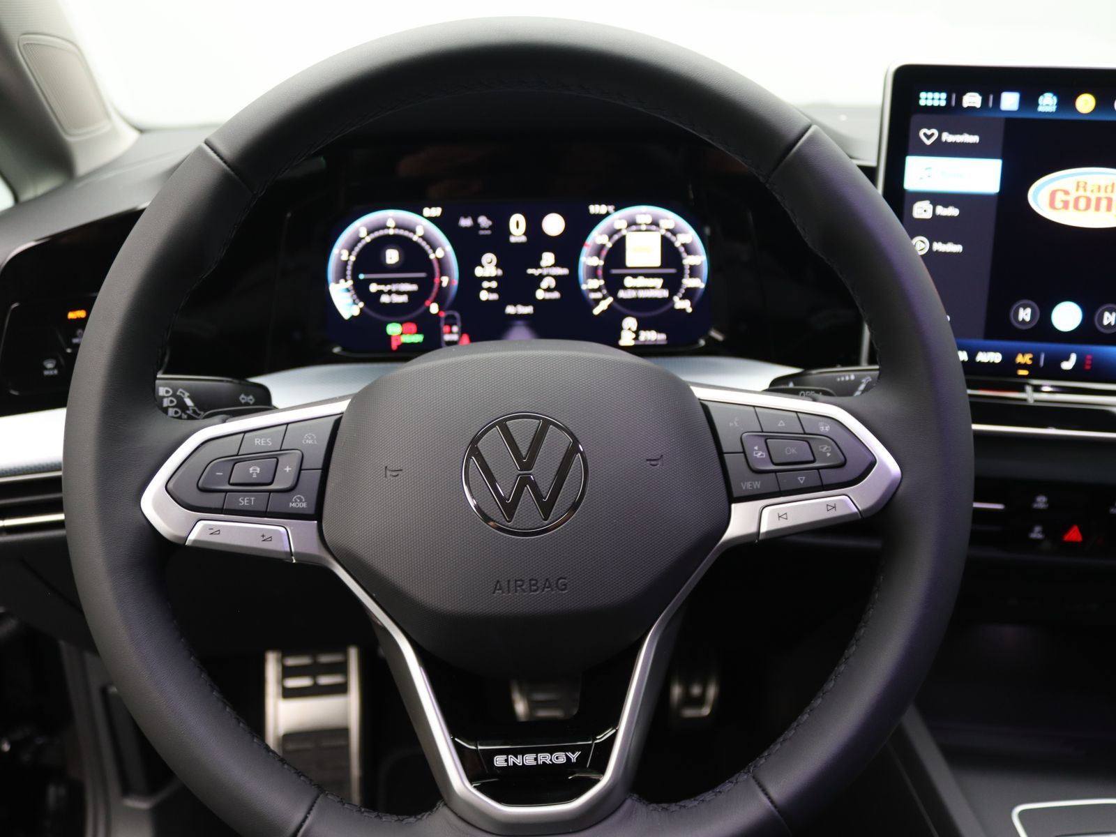 Volkswagen Golf - Bild 12