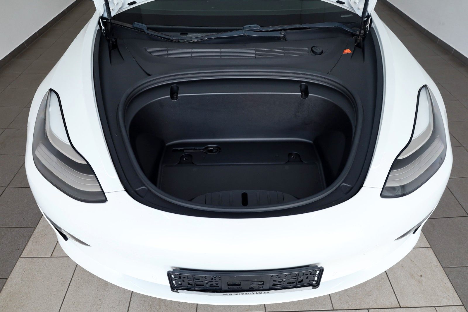 Fahrzeugabbildung Tesla Model 3 Long Range Dual AWD,ACC,360Kam.,Panorama