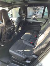 Volvo XC90 B5 D AWD R-Design 7 Sitze 360 Kamera - gebrauchte Volvo XC90 aus dem Jahr 2022