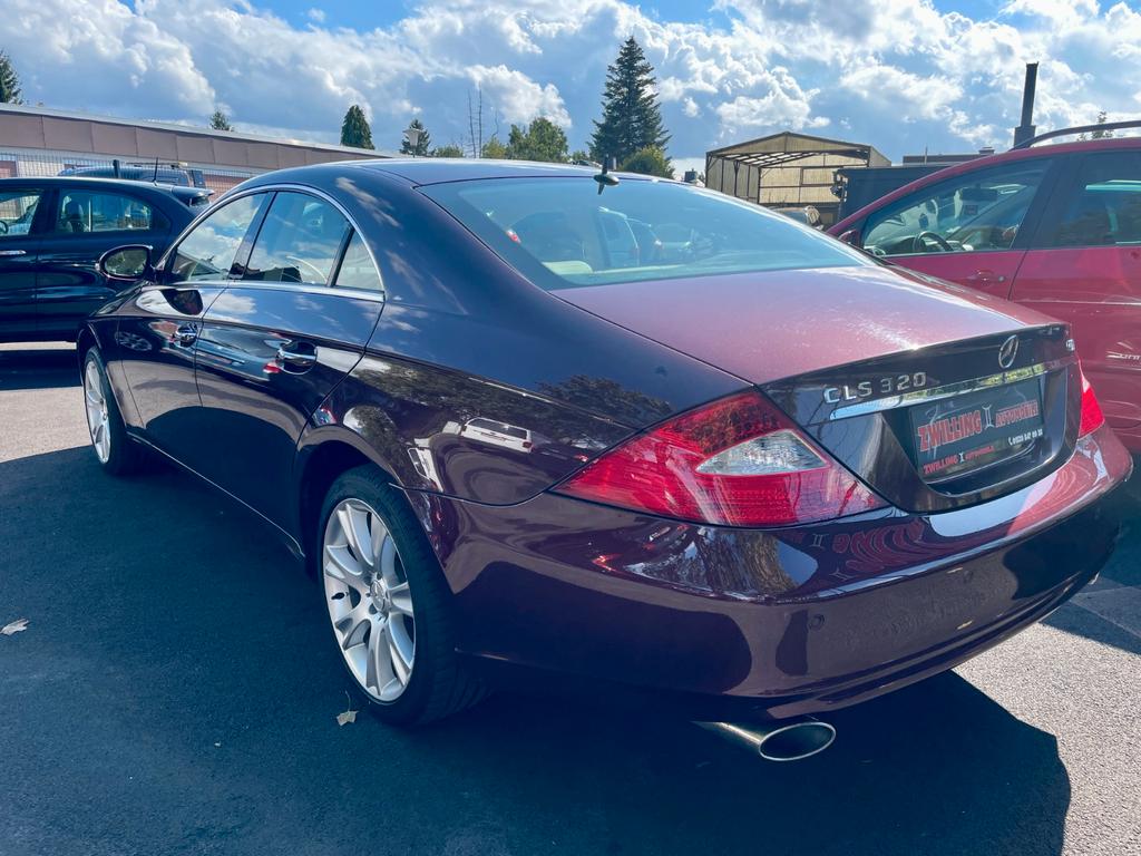 Mercedes-Benz CLS 320