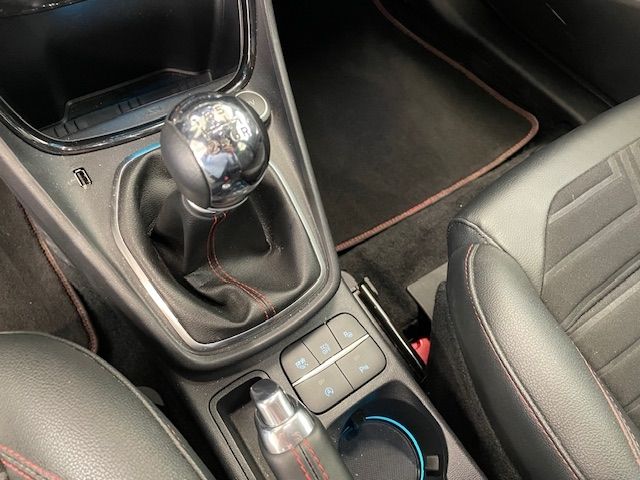 Fahrzeugabbildung Ford Puma Hybrid ST-Line X B&O Winterpacket LED