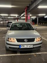 Volkswagen Passat 1.8 Auto Basis - gebrauchte VW Passat aus dem Jahr 1997
