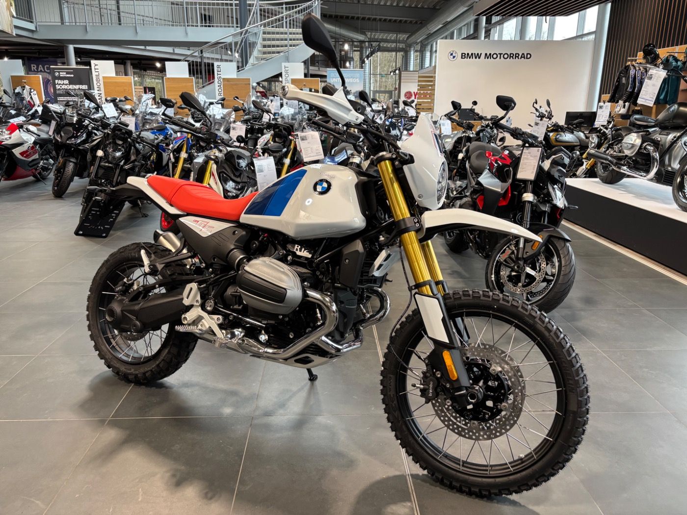 Fahrzeugabbildung BMW R 12 G/S Komfort-Paket Enduro-Paket Pro