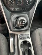 Ford FORD KUGA 1,6 Motor / Benzin 150 PS Zoll 17 - Ford: 15m P6