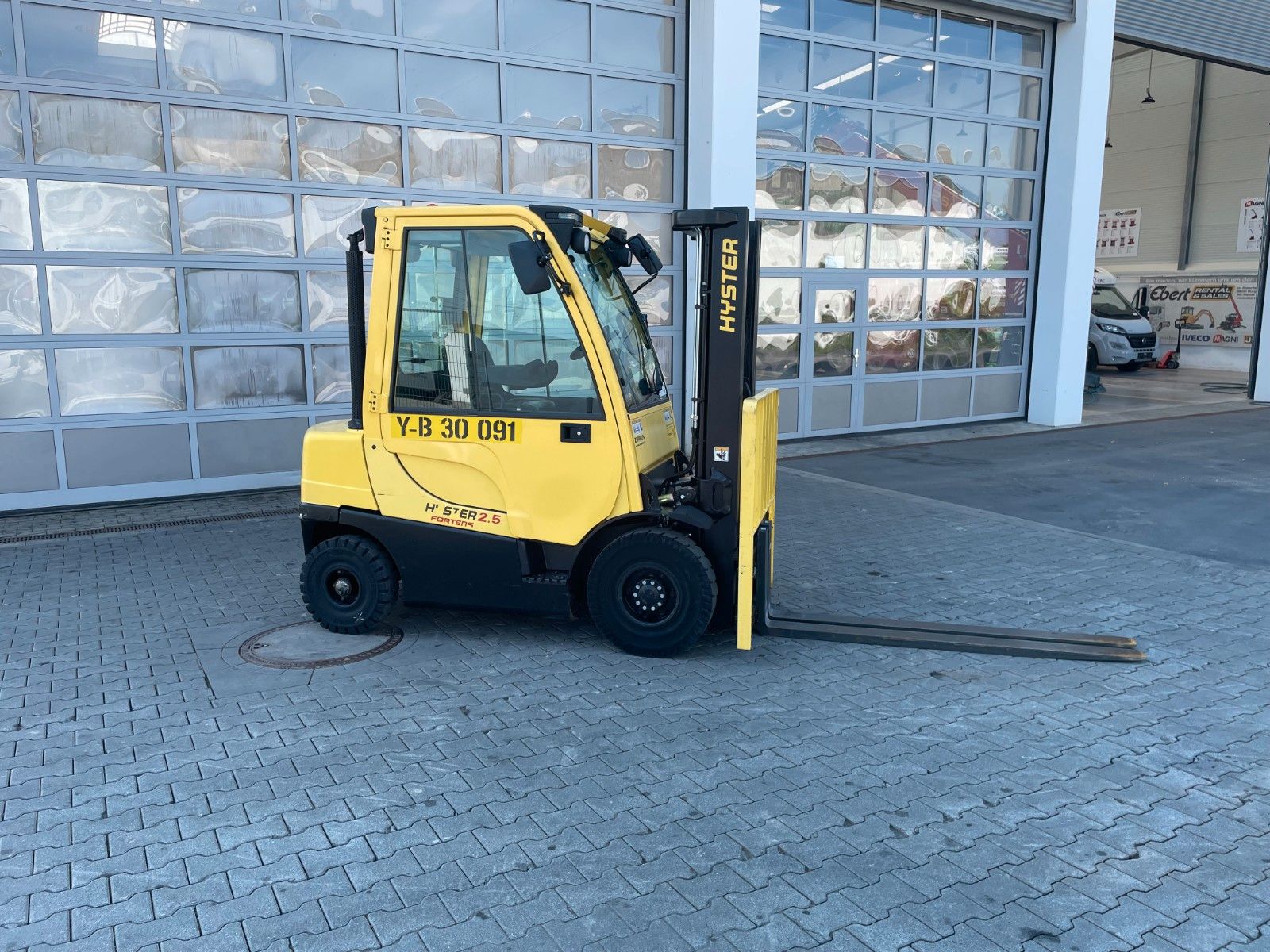 Fahrzeugabbildung Hyster H2.5FT / Duplex 3,3m / nur 1.163h
