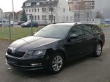 Skoda Octavia Combi "Style 4x4" - Skoda Octavia mit Benzin-Antrieb: Allradantrieb, Kombi