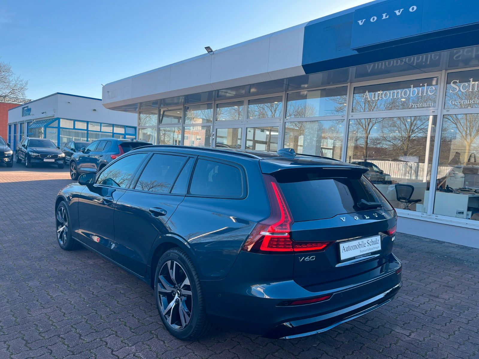 Volvo V60 B4 DCT Plus Dark foto 6