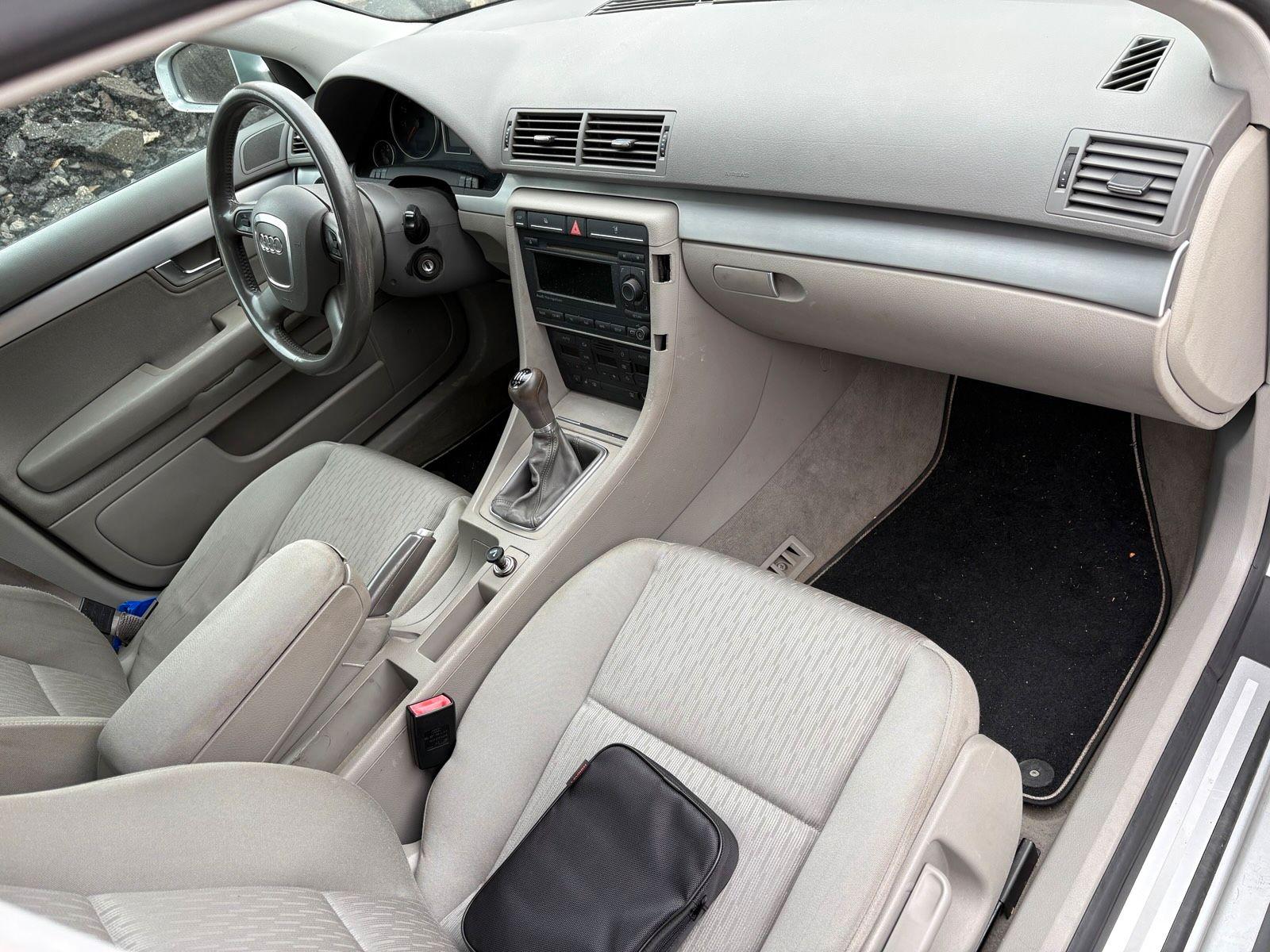 Audi A4 2006 — photo 5