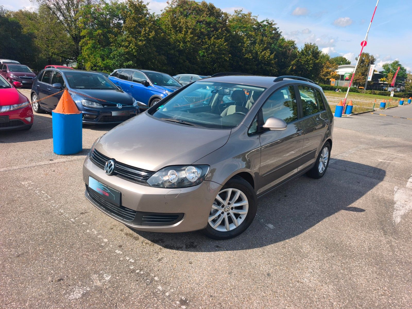 Volkswagen Golf Plus - 1