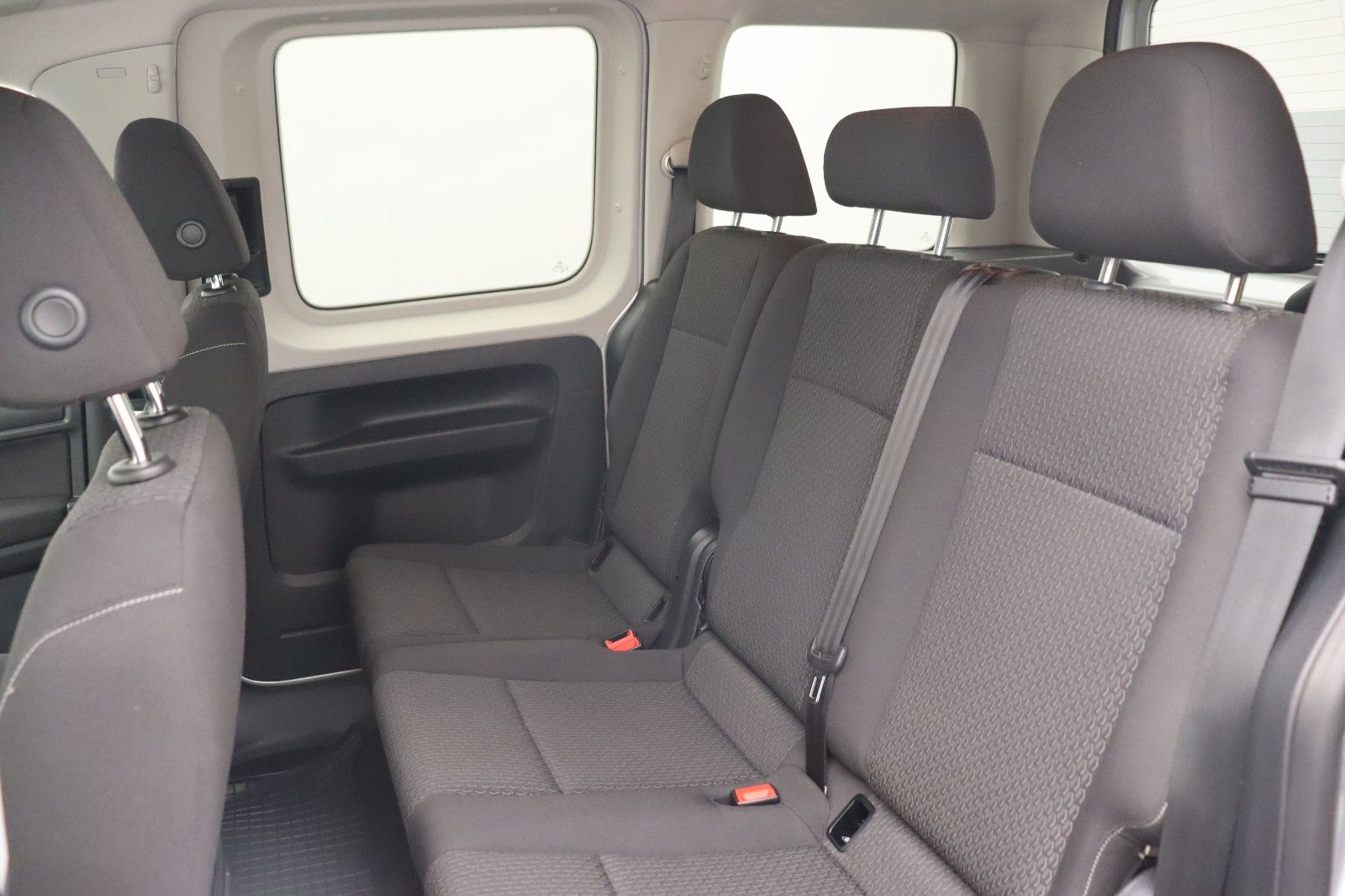 Fahrzeugabbildung Volkswagen Caddy 1.4 TSI Trendline BMT AHK TEMPO PDC