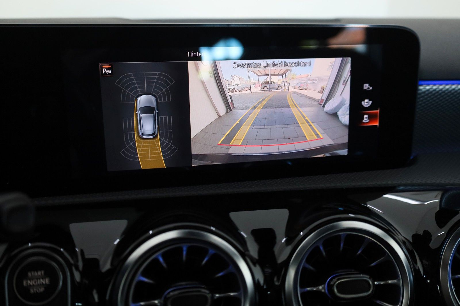 Fahrzeugabbildung Mercedes-Benz A 250e Progressive,Leder,Navi,LED,SH,Kamera,Pano