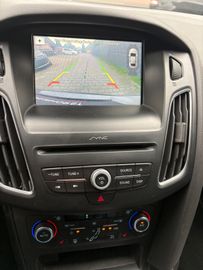 Ford Focus - 11