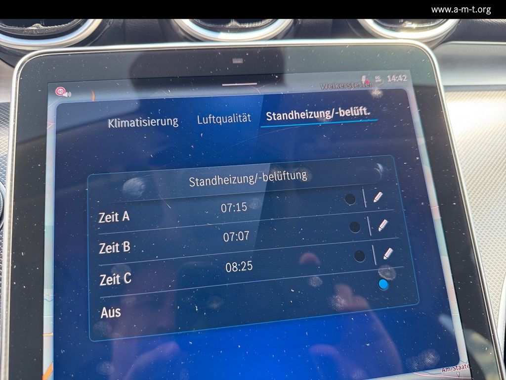 MERCEDES-BENZ C 200
