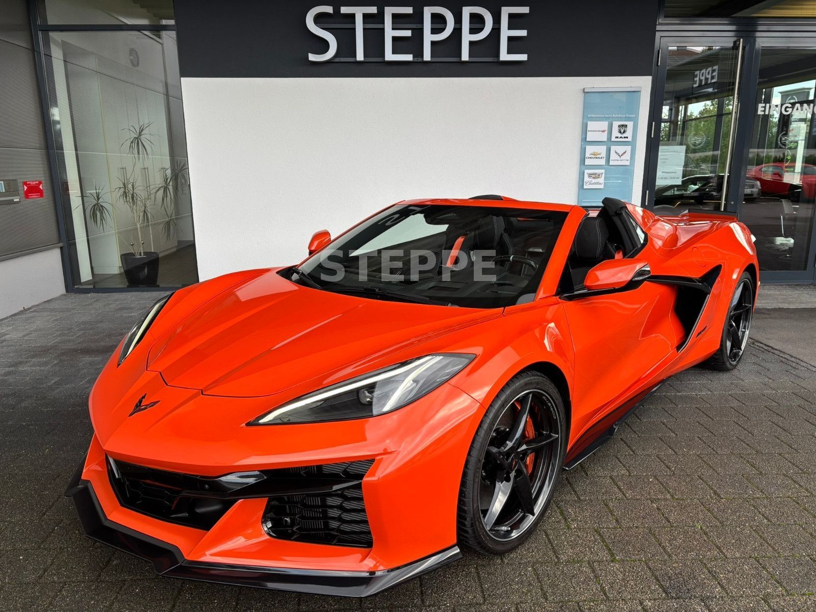 Corvette C8 E-Ray 3LZ Convertible EU-Mod Herst.Garantie