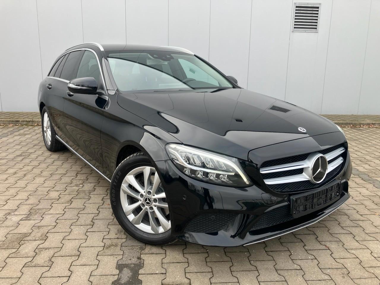 Mercedes-Benz C 200  T *LED*NAVI*KAMERA*PDC^AHK*