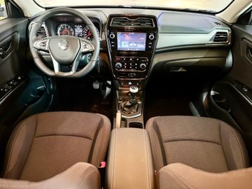 Fahrzeugabbildung Ssangyong Tivoli Amber 1,5P 2WD