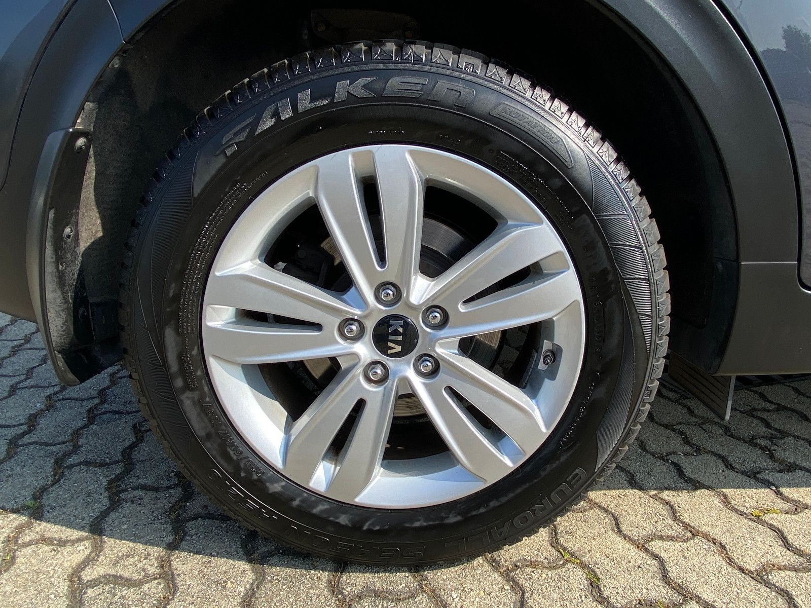 Fahrzeugabbildung Kia Sportage  2WD