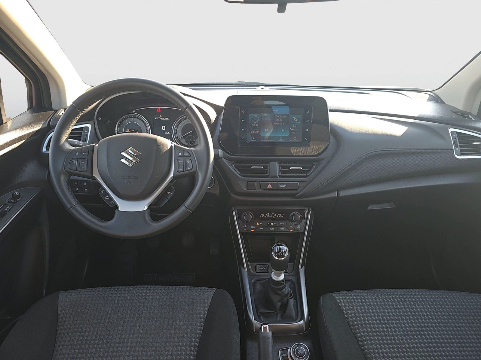 Fahrzeugabbildung Suzuki S-Cross Comfort 4x4 Hybrid LED Navi AHK ACC RFK