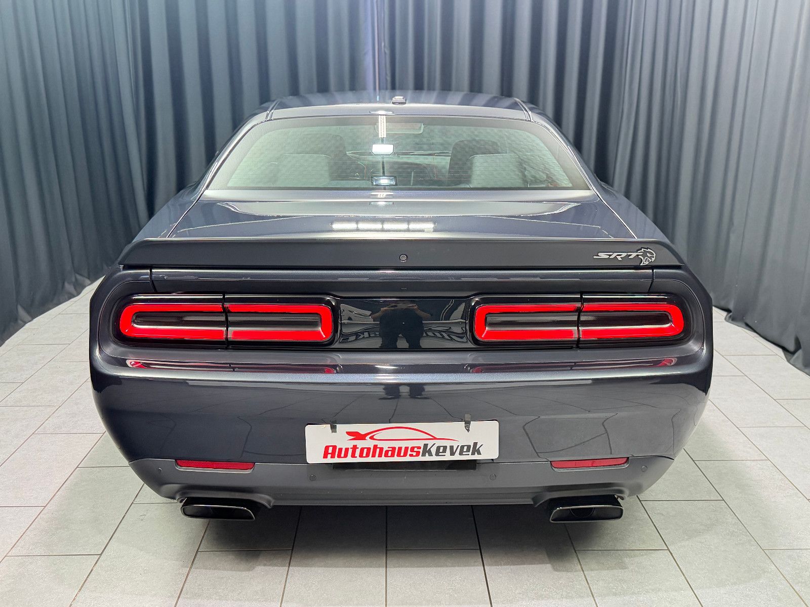 Fahrzeugabbildung Dodge Challenger SRT Hellcat |H/K|KW|GME