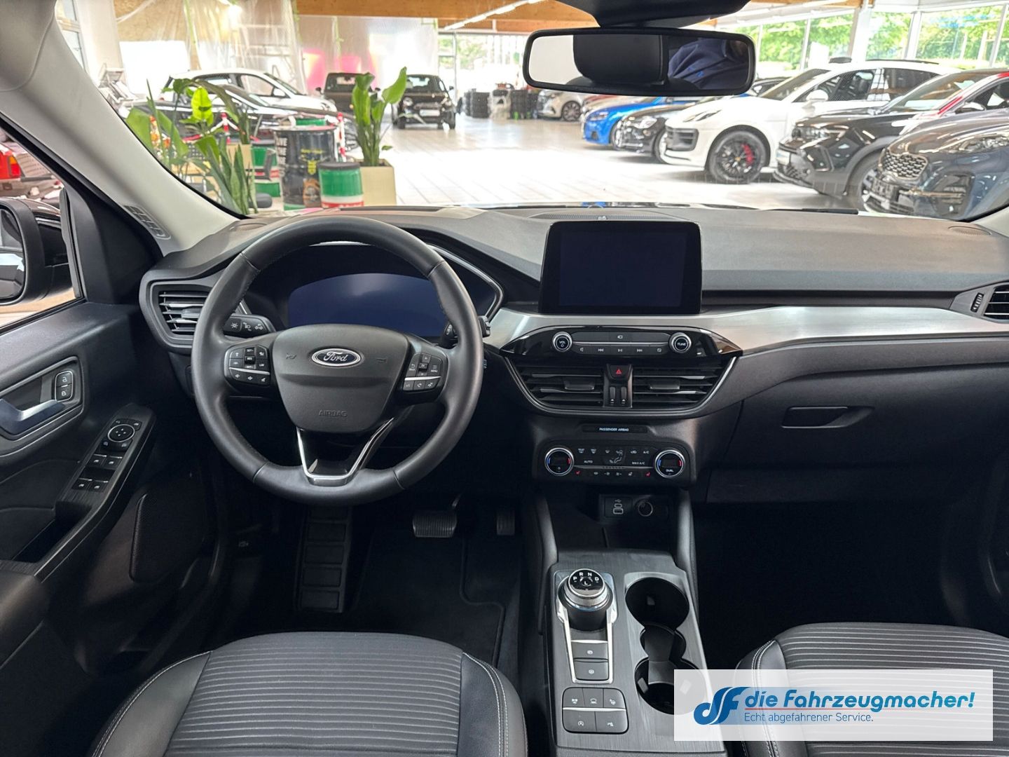 Fahrzeugabbildung Ford Kuga Titanium X HUD Navi Digitales Cockpit Sound