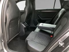 Fahrzeugabbildung Skoda Superb Sportline 4x4 Standheiz PANO Columbus 5J