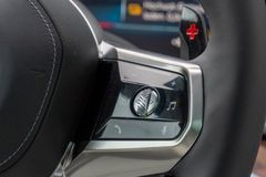 BMW M760 – 16 / 30