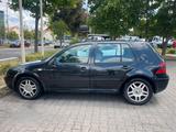 Volkswagen Golf IV 1.6 - Volkswagen Golf aus 2000: Iv