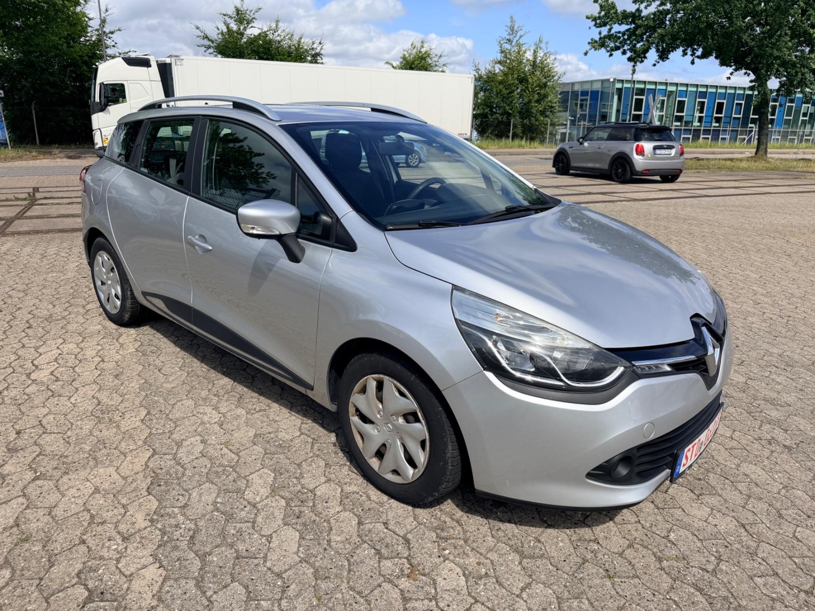Renault Clio 2015 — interior
