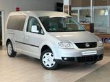 Volkswagen Caddy Maxi-Behindertengerecht-Rampe-1.Hand - Volkswagen: mit Navigationssystem