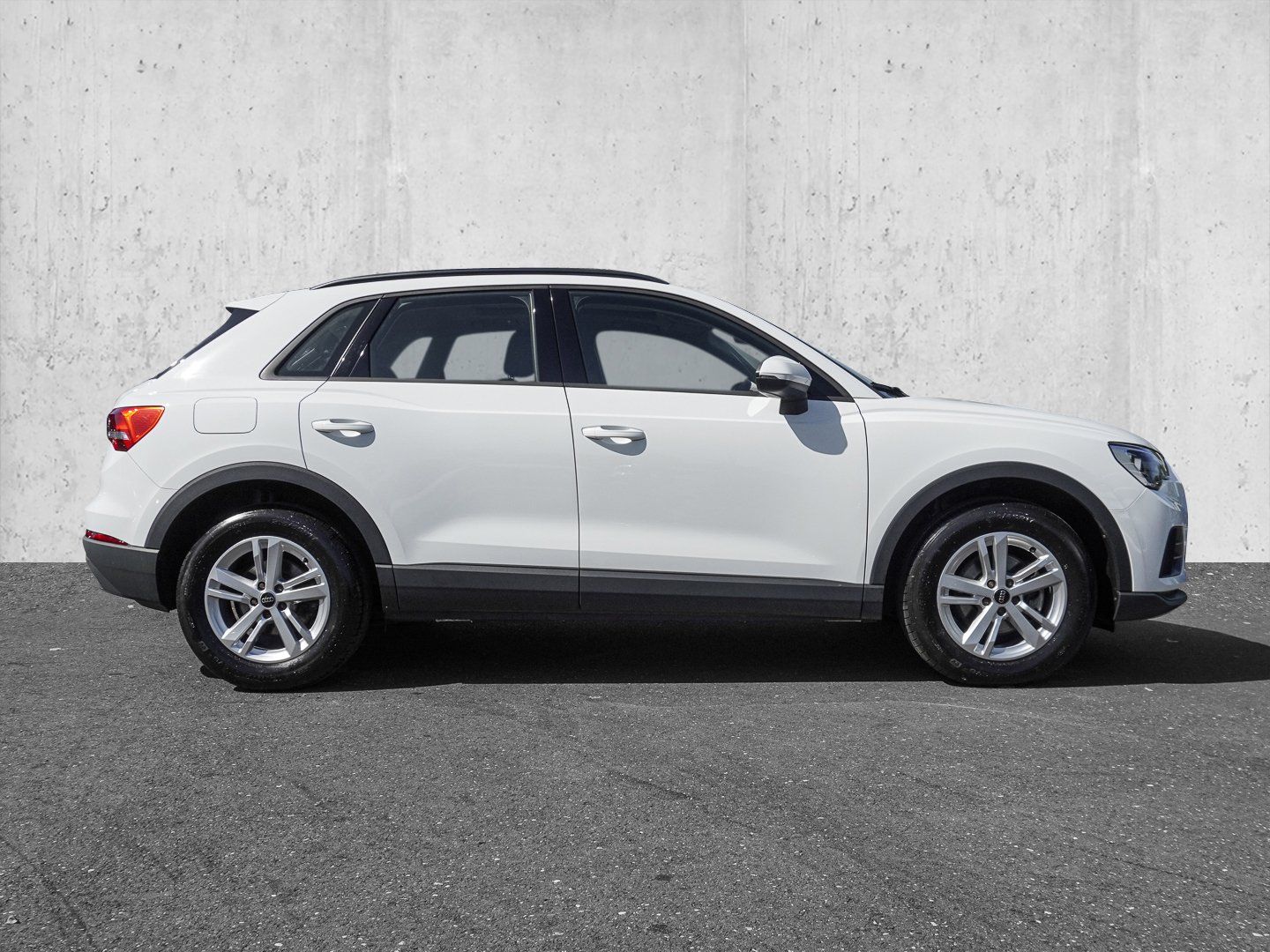 Audi Q3 35 TDI S tronic AHK Pano Virtuell foto 5