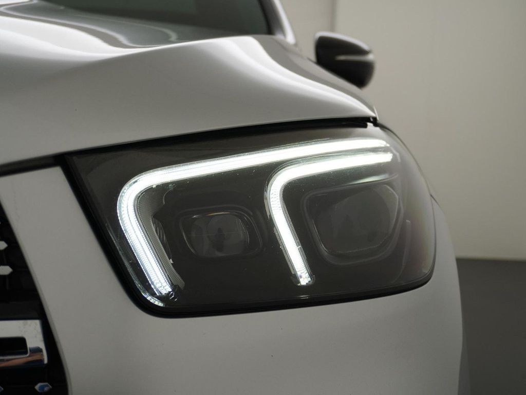 Mercedes-Benz GLE 300 d 4MATIC AMG Premium Plus | luftfederung