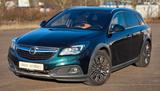 Opel Insignia A Country Tourer Basis 4x4 Automatik - Opel Insignia: Country Tourer