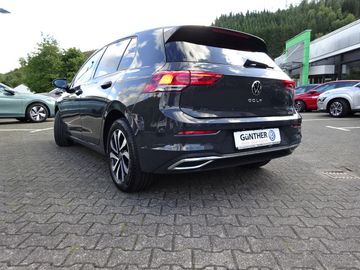 Fotografie 19 des VW Golf VIII 1.5 TSI Active*Navi*LED*SHZ*Alu16Zoll