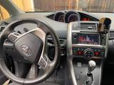Toyota Verso 2.2l D-4D Comfort Automatik 7-Sitzer C... - Toyota Verso: Comfort