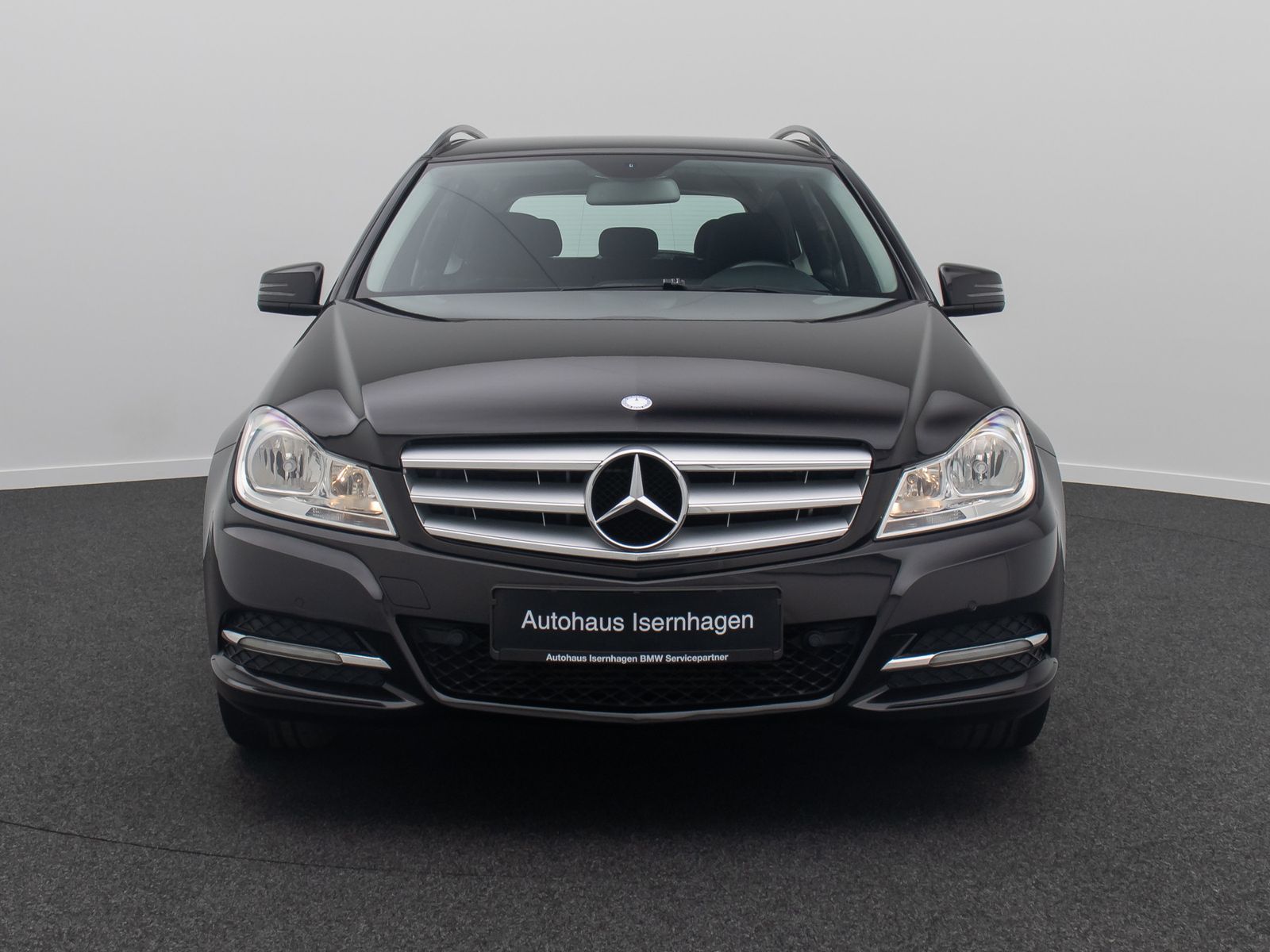 Fahrzeugabbildung Mercedes-Benz C 180 BlueEfficiency AHK Navi HiFi PDC KlimaAut