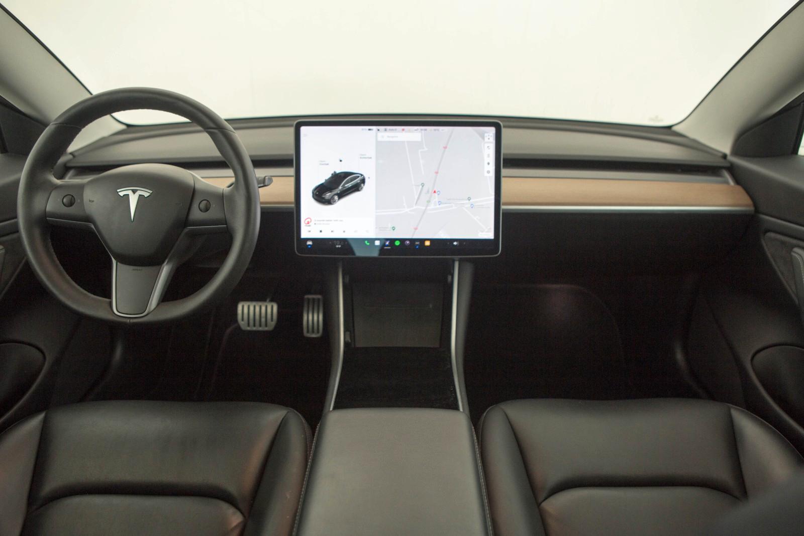 TESLA MODEL 3 PERFORMANCE 483CH - 1ERE MAIN - HAYON ÉLECTRIQUE - TOIT PANORAMIQUE