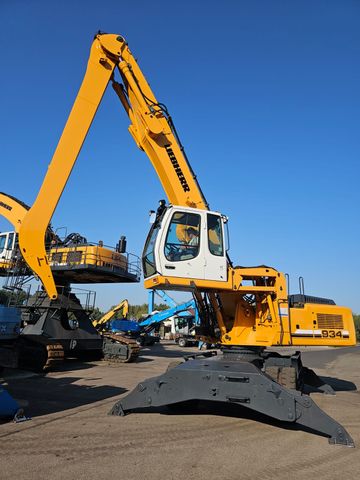 Liebherr A934 C