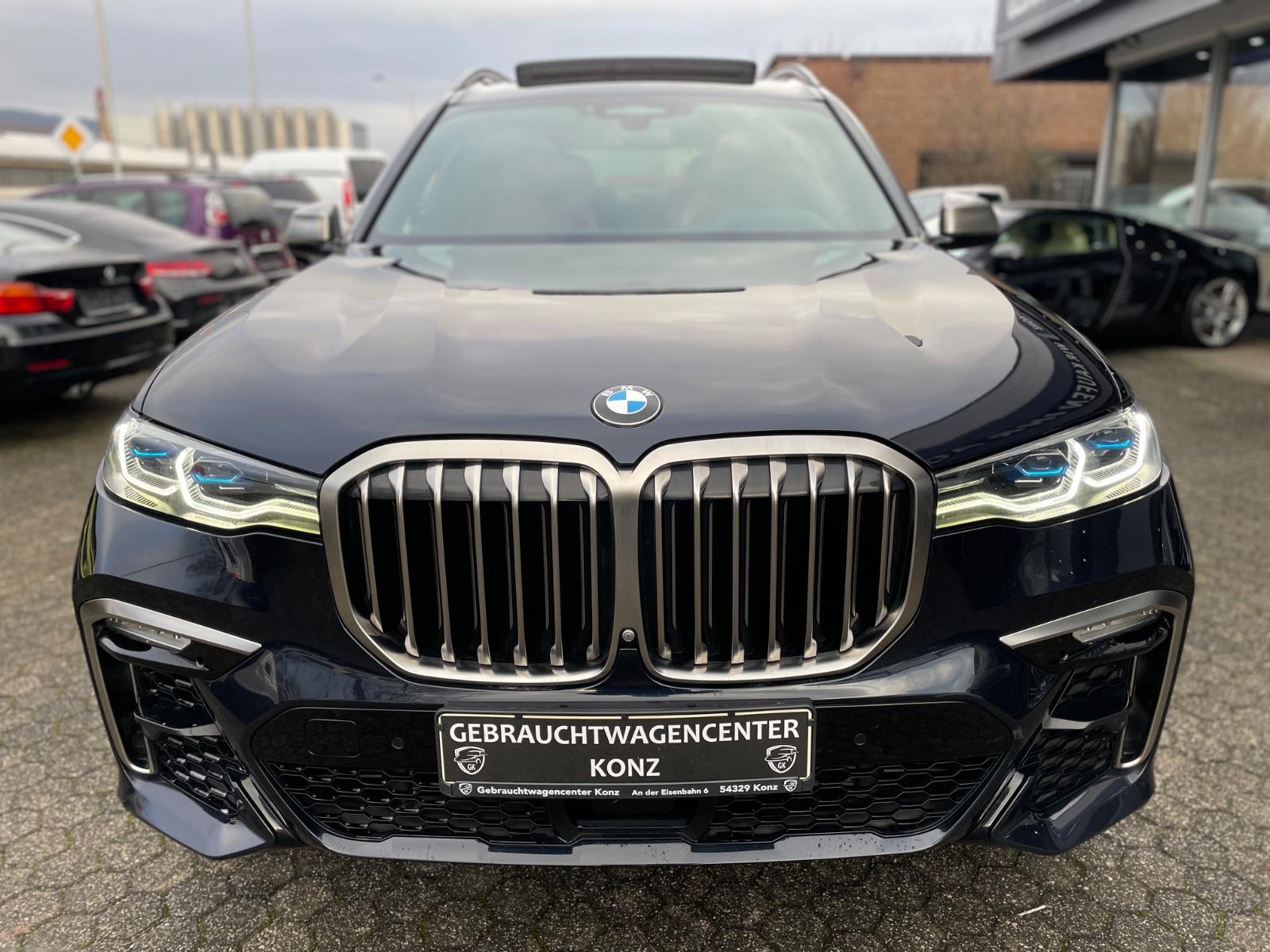 BMW X7 M50d VOLL/SKY LOUNGE/6-SITZE/ASSIST/MASSAGE