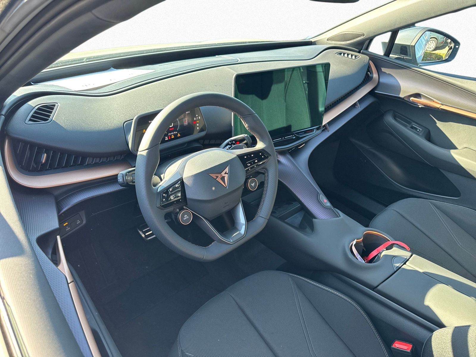 Cupra Tavascan - Bild 8
