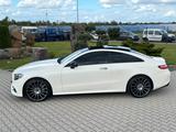 Mercedes-Benz E 350 COUPE AMG LED SHZ NAVI PANO DAB+ SERV NEU - Mercedes-Benz Se