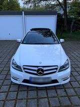 Mercedes-Benz W204 C180 Coupé AMG|PANO|DIS... - Mercedes-Benz C 180 aus 2011: AMG