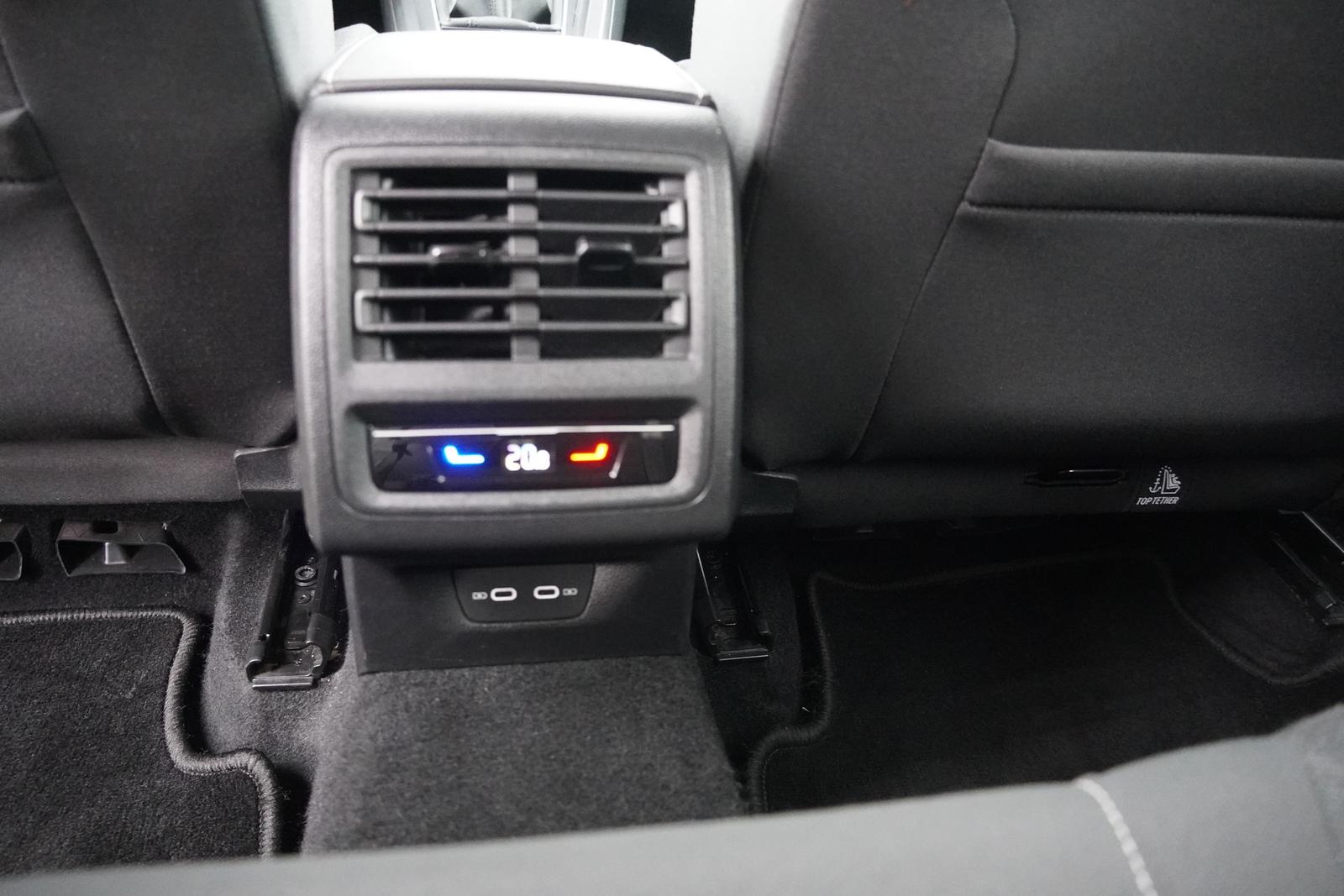 Volkswagen Golf VIII 1.5 16V TSI Life ACC LED Navi PDC, миниатюра 24