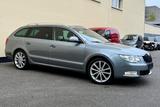 Skoda Superb 2.0 TDI AUTOM. PANO KEY-LE NAVI AHK PDC M - Skoda Superb: Auto
