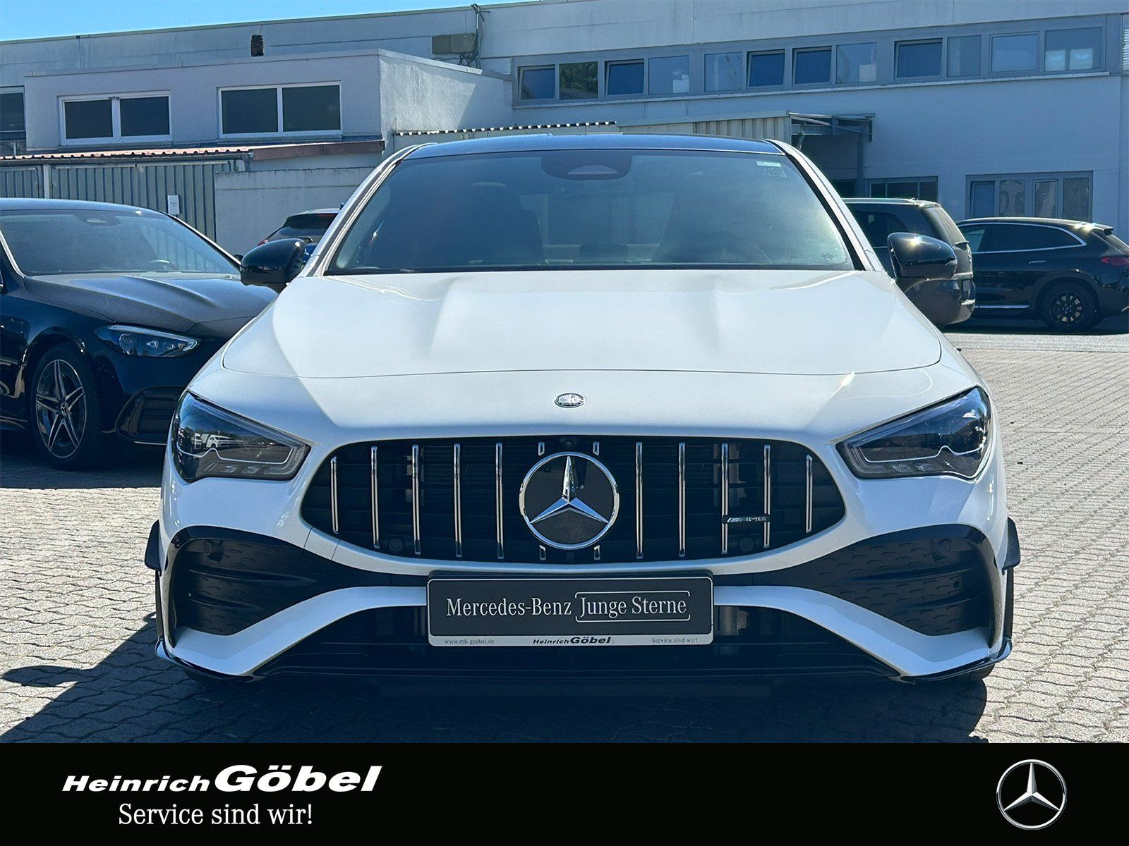 Fahrzeugabbildung Mercedes-Benz AMG CLA 35 4M AERODYNAMIK*STANDHEIZUNG*PANORAMA