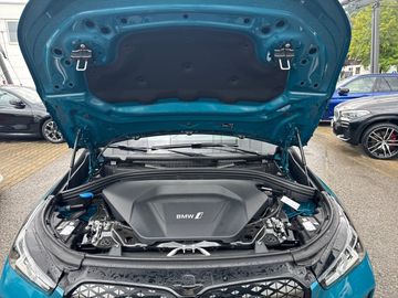 BMW iX1 eDrive20 A M Sportpaket HK HiFi DAB LED RFK