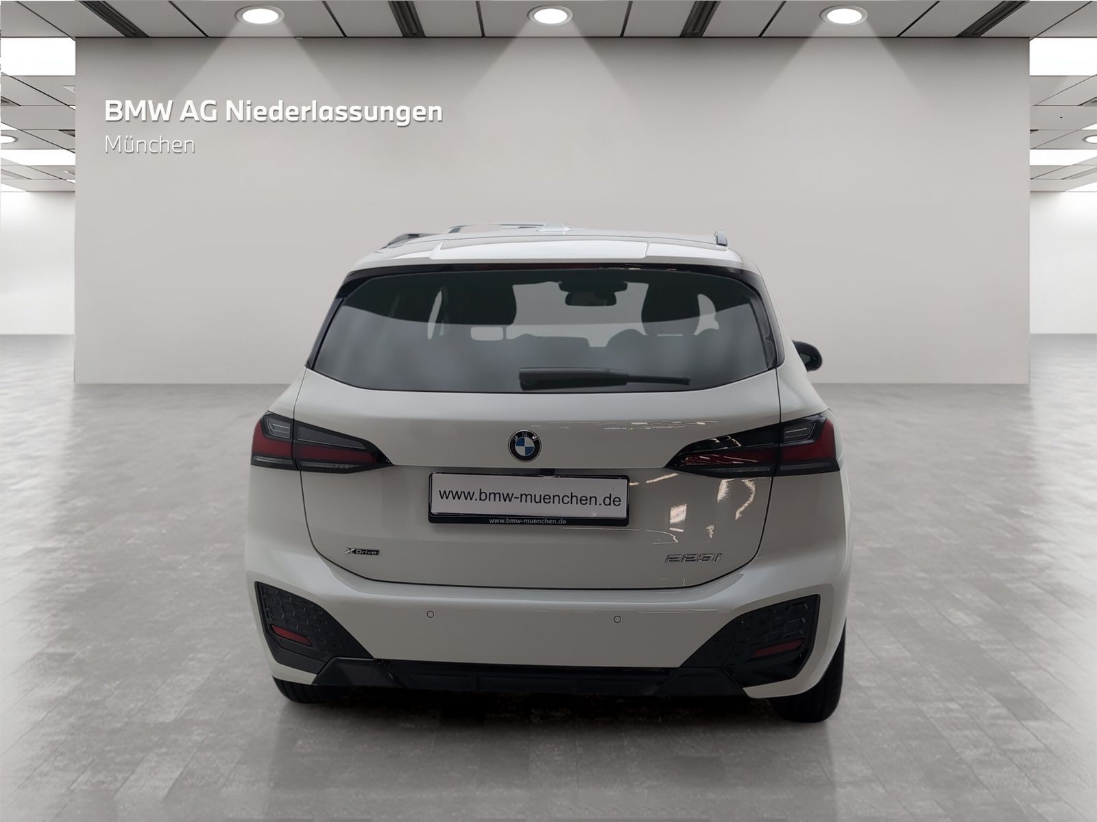 BMW 223 Active Tourer - Bild 7